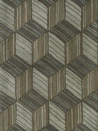 1076E2